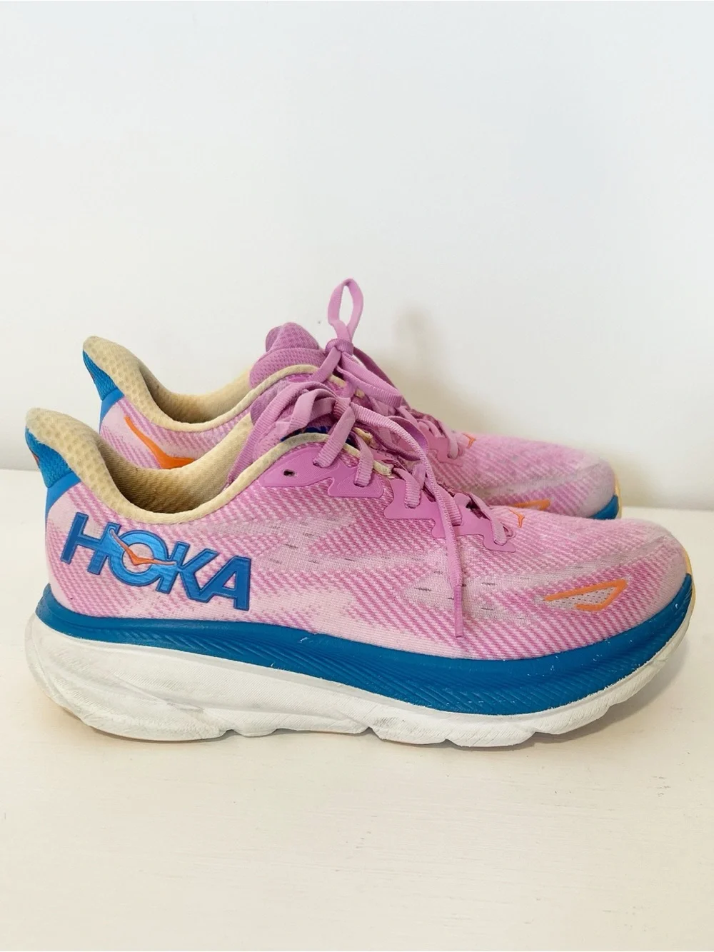 Hoka Clifton 9 Women's Running Shoes Pink and Navy Blue